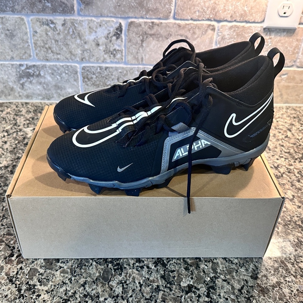SOLD!!! Nike Alpha Menace 3, Football Cleats - Picture 2 of 4